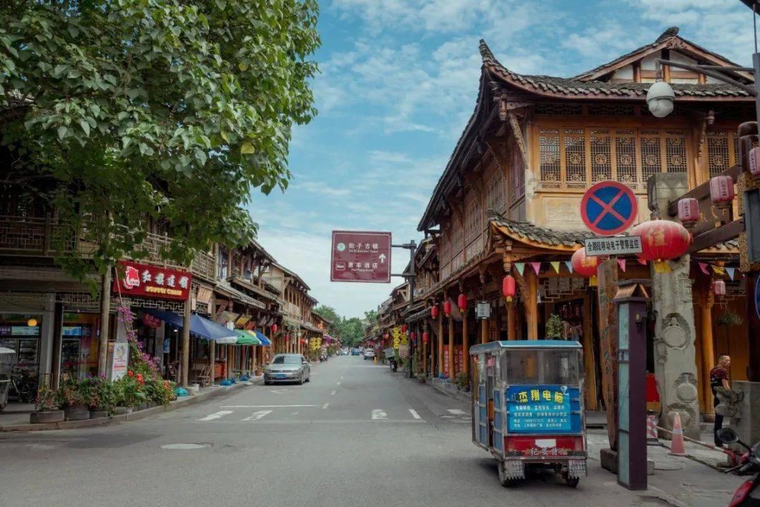 台州市黄岩区第十七届人民代表大会第三次会议主席团和秘书长名单